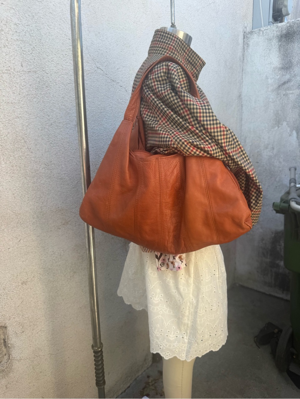 Sleek Saddle-Style Shoulder Bag in Burnt Orange Leather